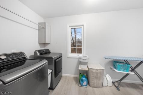 123 Vail Road Knowlton NJ 07832
