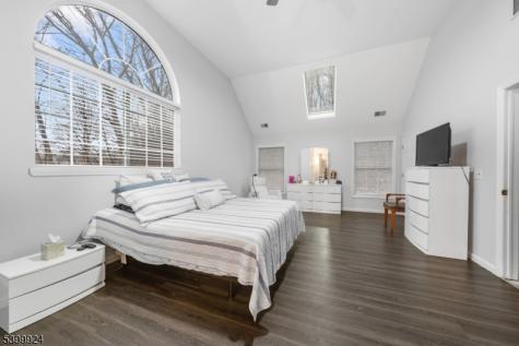 123 Vail Road Knowlton NJ 07832