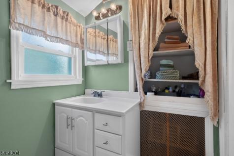 19 Ashwood Terrace West Orange NJ 07052