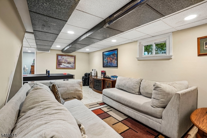 9 Ridgeview Court Hardyston NJ 07460