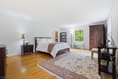 3 Lockwood Drive Bridgewater NJ 08807