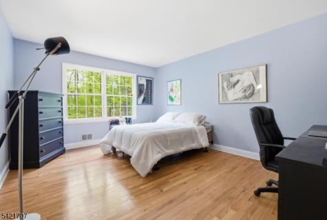 3 Lockwood Drive Bridgewater NJ 08807