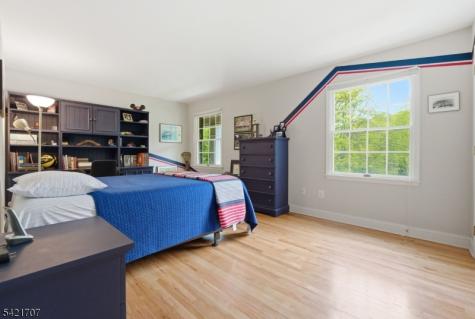 3 Lockwood Drive Bridgewater NJ 08807