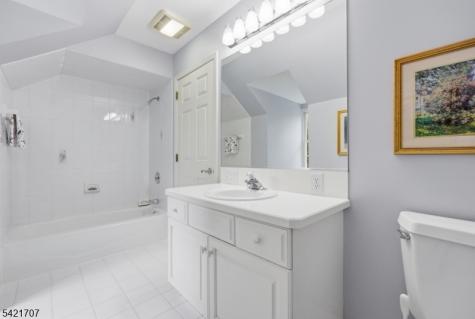 3 Lockwood Drive Bridgewater NJ 08807