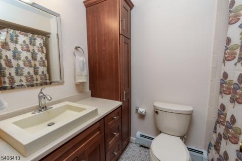 12 Ledgewood Trail Kinnelon NJ 07405