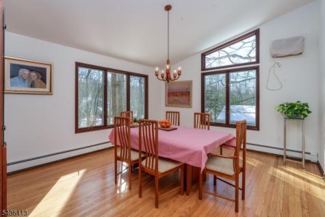 12 Ledgewood Trail Kinnelon NJ 07405