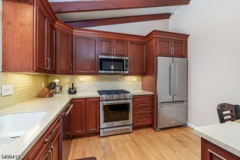 12 Ledgewood Trail Kinnelon NJ 07405