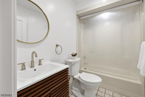 64 Longfellow Drive Woodbridge NJ 07067