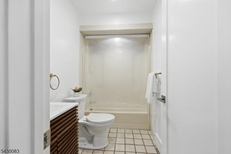 64 Longfellow Drive Woodbridge NJ 07067