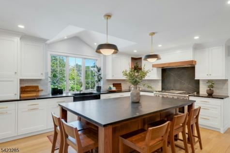 212 Midland Avenue Montclair NJ 07042