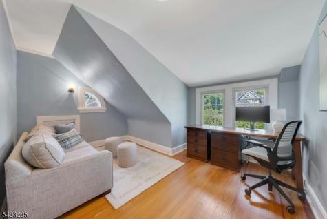 212 Midland Avenue Montclair NJ 07042