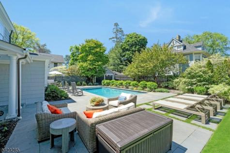 212 Midland Avenue Montclair NJ 07042