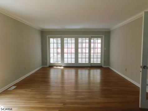 4 Spring Hill Road Franklin NJ 08801