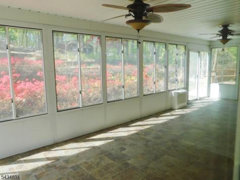 4 Spring Hill Road Franklin NJ 08801