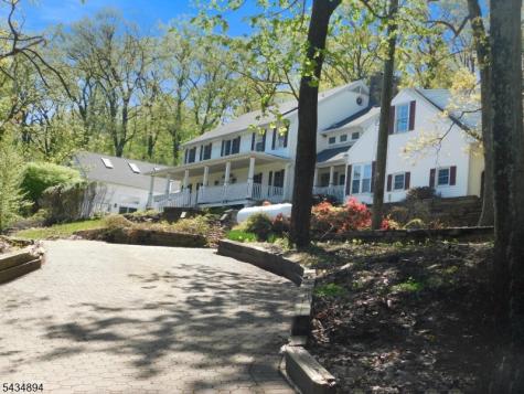 4 Spring Hill Road Franklin NJ 08801