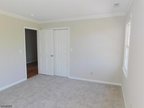 4 Spring Hill Road Franklin NJ 08801