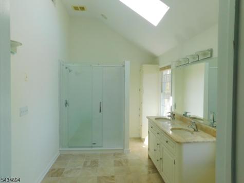 4 Spring Hill Road Franklin NJ 08801