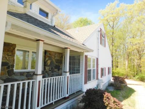 4 Spring Hill Road Franklin NJ 08801
