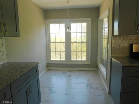 4 Spring Hill Road Franklin NJ 08801