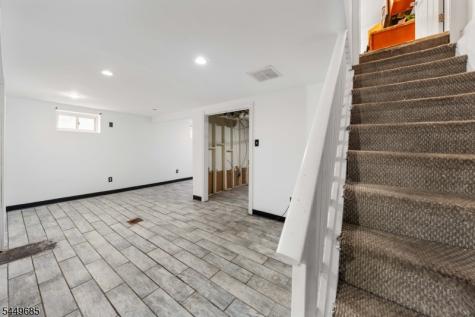 896 Maurice Avenue Rahway NJ 07065