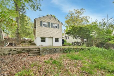 8 Cornell Way Hopatcong NJ 07843