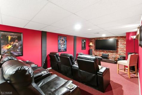181 Glenwood Avenue Burlington NJ 08016