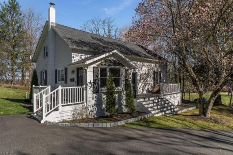 111 Lommason Glen Road White NJ 07823