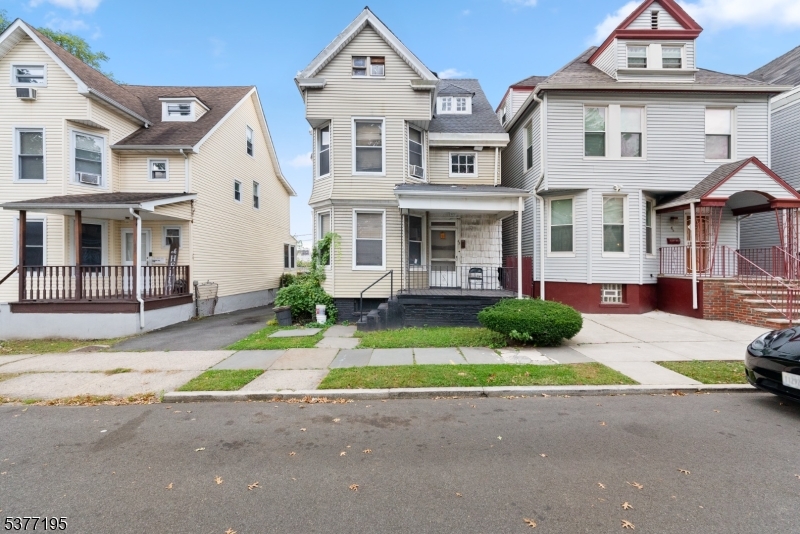 43 Grove Place East Orange NJ 07017