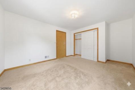 46 Warrenville Road Middlesex NJ 08846