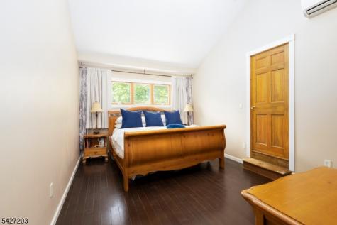 19 Highview Terrace Cedar Grove NJ 07009