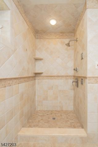 19 Highview Terrace Cedar Grove NJ 07009