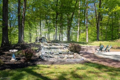 19 Highview Terrace Cedar Grove NJ 07009