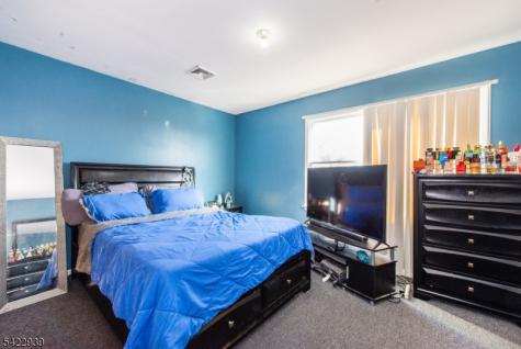 67 Cliff Street Paterson NJ 07522