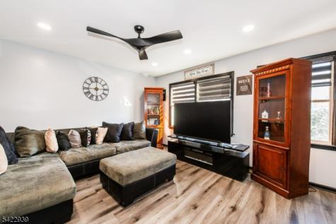 67 Cliff Street Paterson NJ 07522