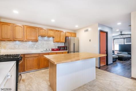 67 Cliff Street Paterson NJ 07522