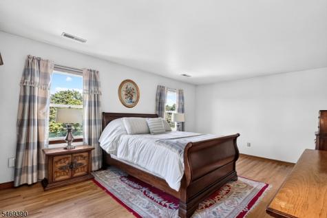 15 Hoffman Place Montgomery NJ 08502