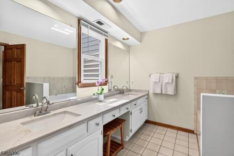 15 Hoffman Place Montgomery NJ 08502