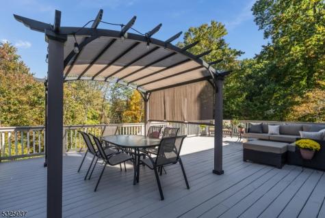 73 Old Mountain Road Clinton NJ 08833