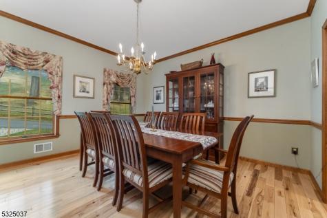 73 Old Mountain Road Clinton NJ 08833