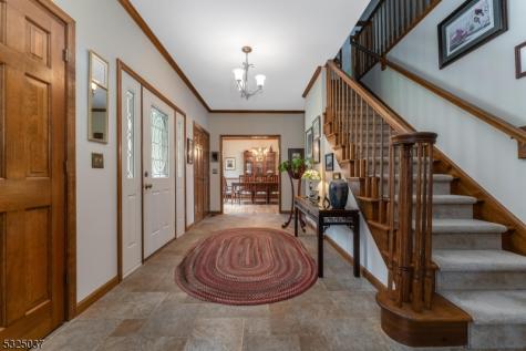 73 Old Mountain Road Clinton NJ 08833