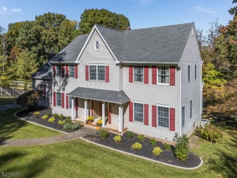 73 Old Mountain Road Clinton NJ 08833