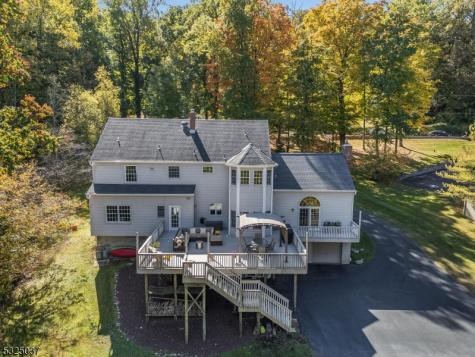 73 Old Mountain Road Clinton NJ 08833