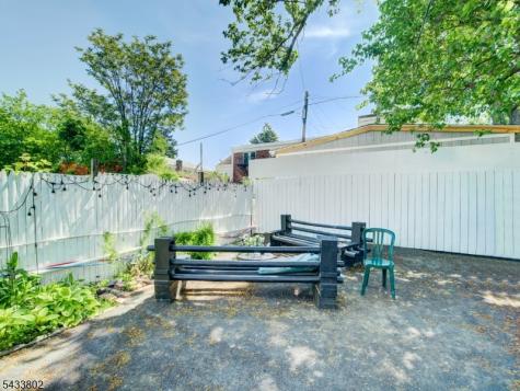 40 Bruen Avenue Irvington NJ 07111
