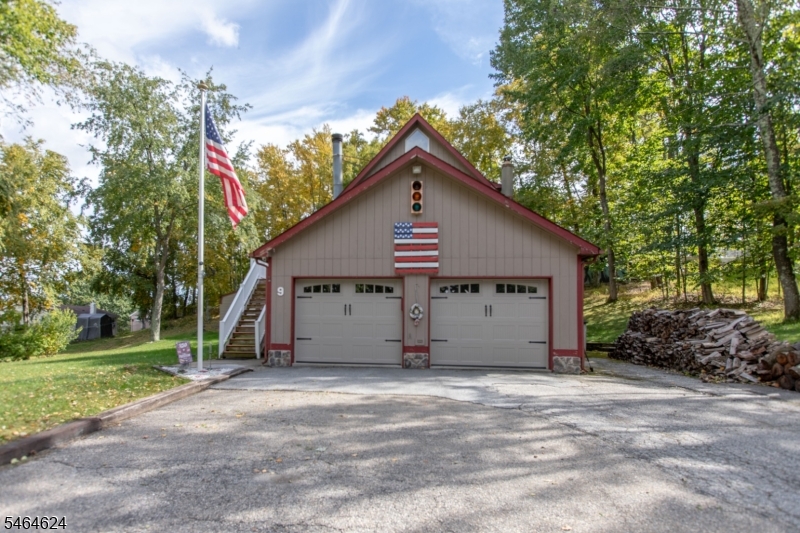 9 White Pine Trail Wantage NJ 07461