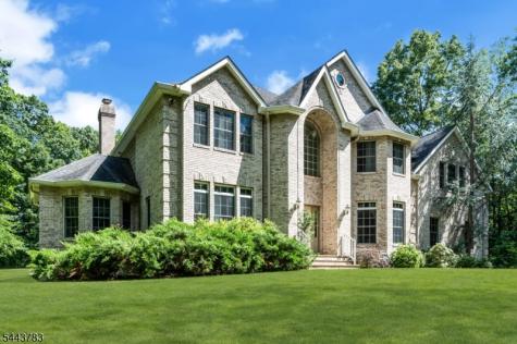 966 County Road 517 Allamuchy NJ 07840