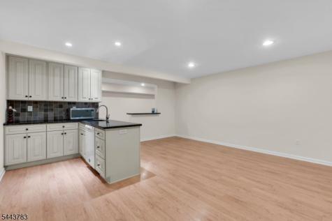966 County Road 517 Allamuchy NJ 07840