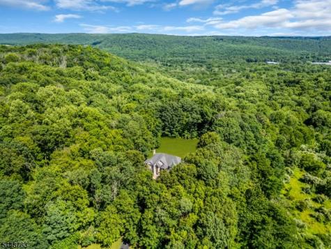 966 County Road 517 Allamuchy NJ 07840