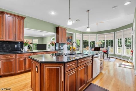 966 County Road 517 Allamuchy NJ 07840