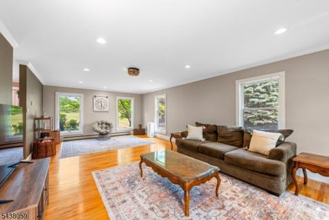 127 Smithtown Road Mount Olive NJ 07840