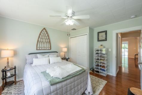 19 Bond Place West Caldwell NJ 07006